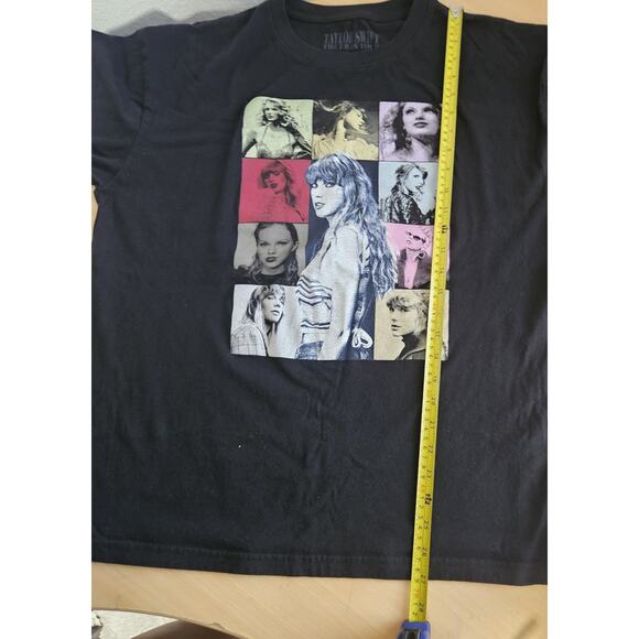 TAYLOR SWIFT The ERAS Tour Official Merch Tour T Shirt Black XL - Picture 3 of 5